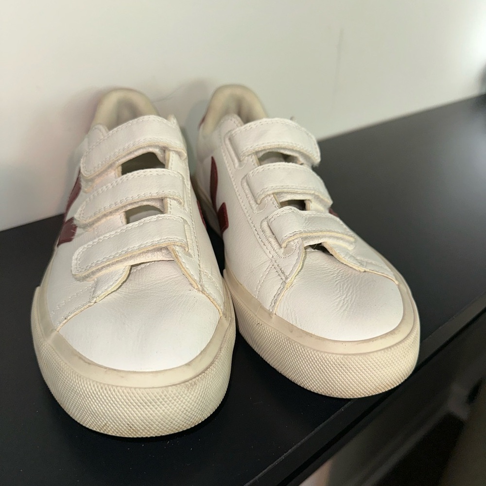 Veja Velcro Sneakers